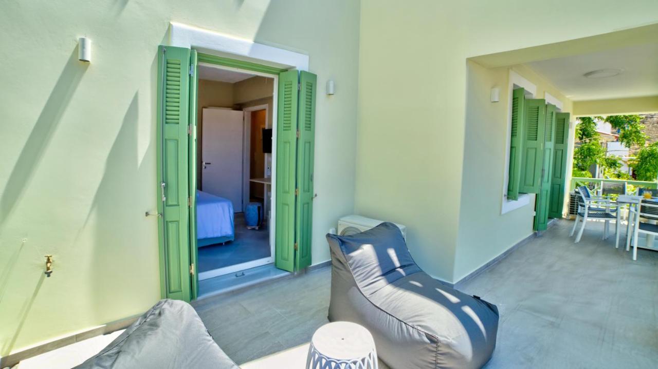 Corali Suites Andros Батси Экстерьер фото