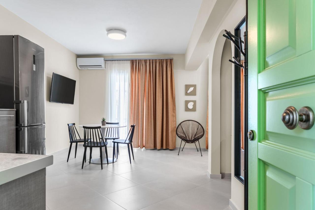 Corali Suites Andros Батси Экстерьер фото